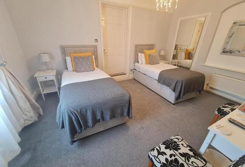 ベッドアンドブレックファースト Beaufort Lodge