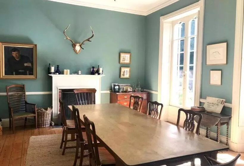 Bed and Breakfast Chillingham Manor