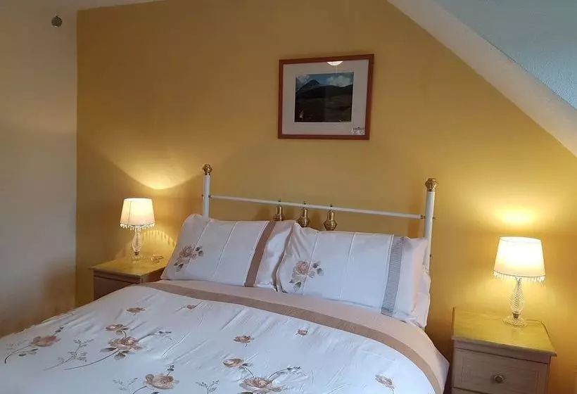 Aamiaismajoitus (B&B) Christines Guest House