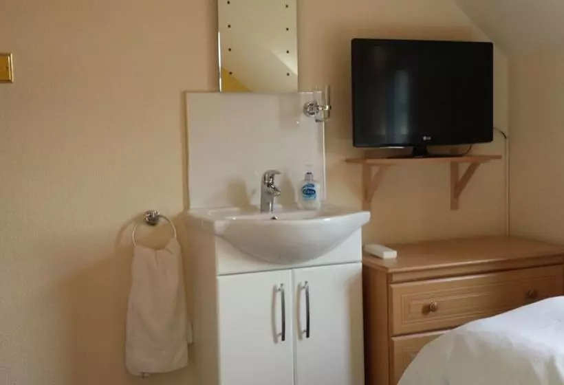 Aamiaismajoitus (B&B) Christines Guest House