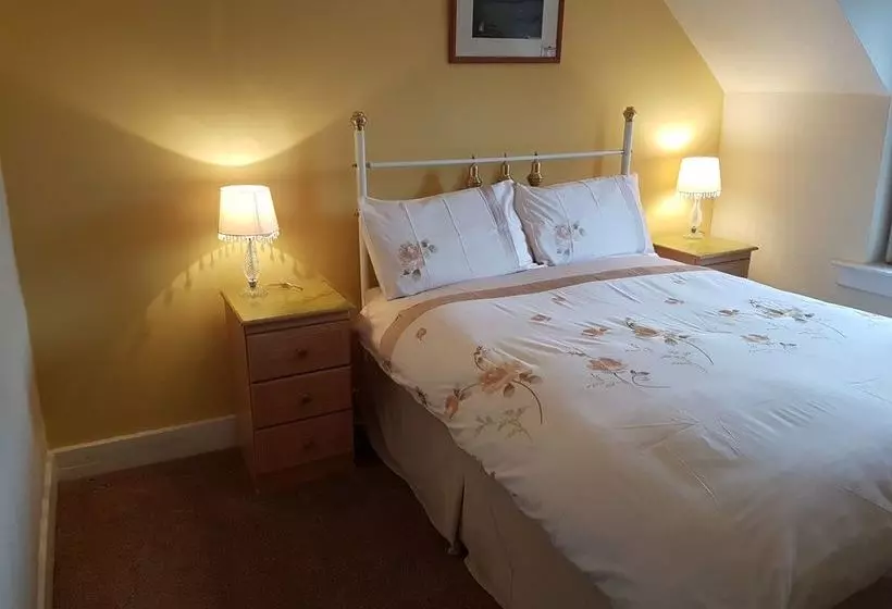 Aamiaismajoitus (B&B) Christines Guest House