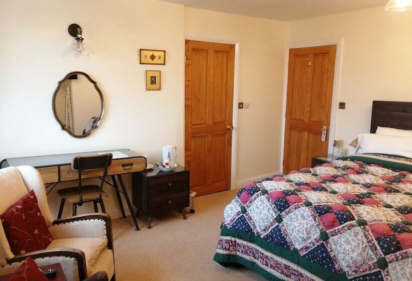 住宿加早餐  The Grange