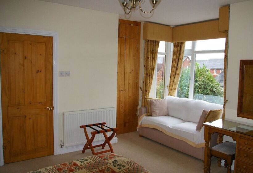 住宿加早餐  The Grange