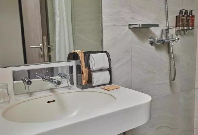 Belmont Hotel Manila