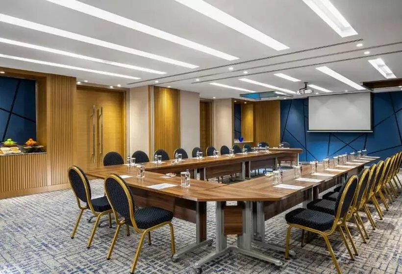 Otel Crowne Plaza Florya Istanbul, An Ihg