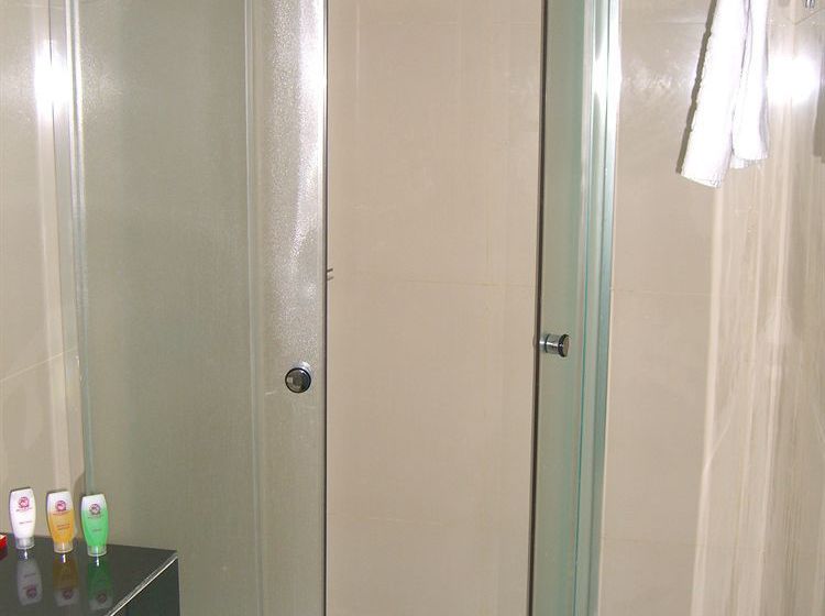 호텔 Dragon Inn Kendari