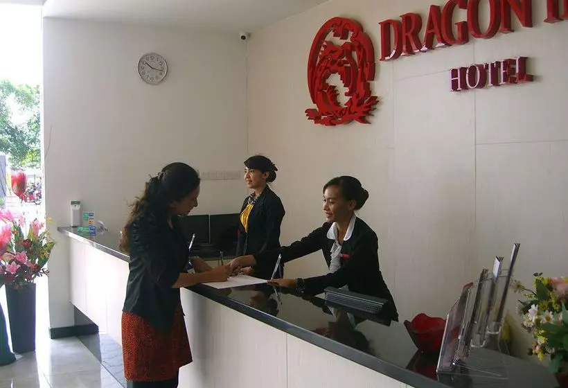 호텔 Dragon Inn Kendari