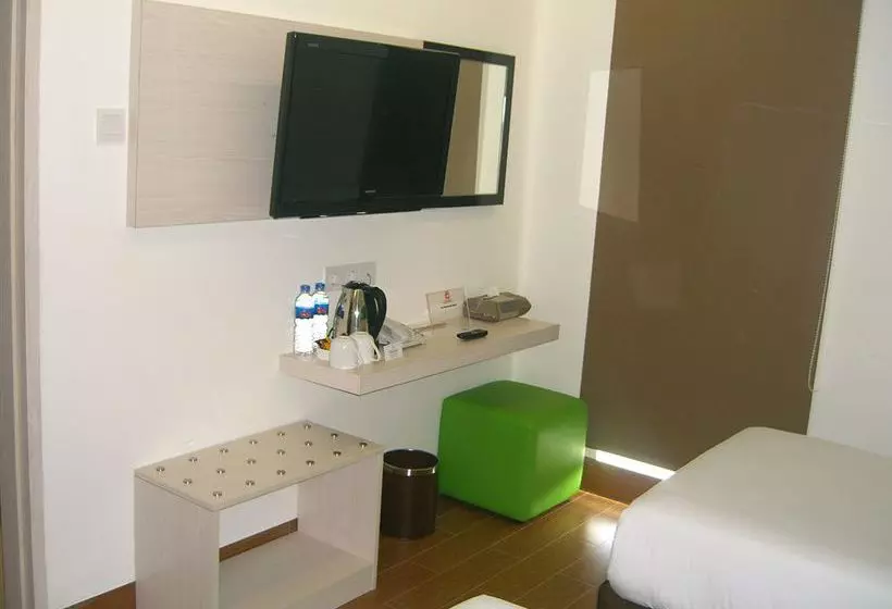 호텔 Dragon Inn Kendari