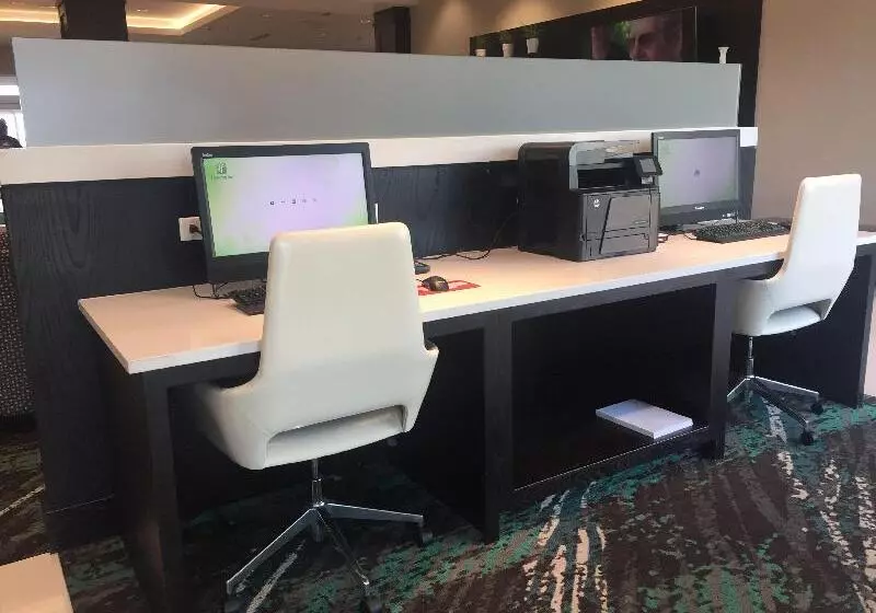 Hotel Holiday Inn Cincinnati North West Chester, An Ihg