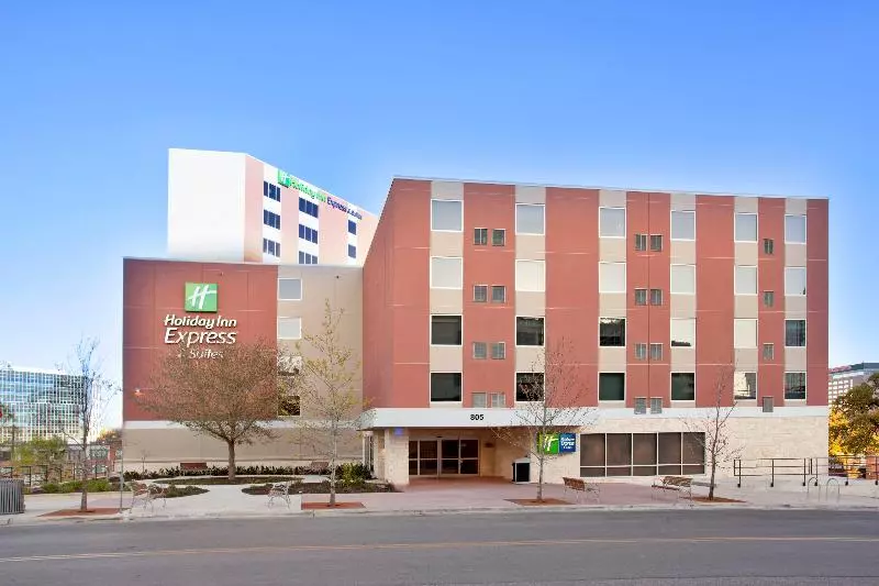 Holiday Inn Express Hotel & Suites Austin Downtown   University, An Ihg