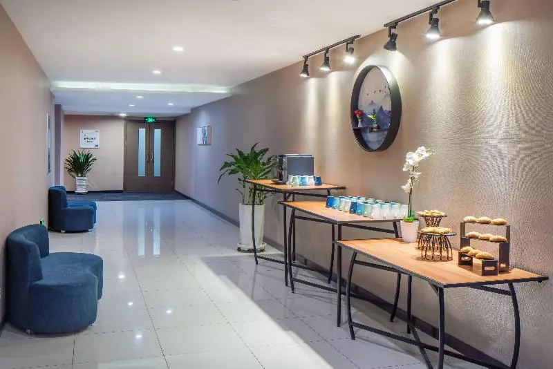 فندق Holiday Inn Express Shenyang North Station, An Ihg