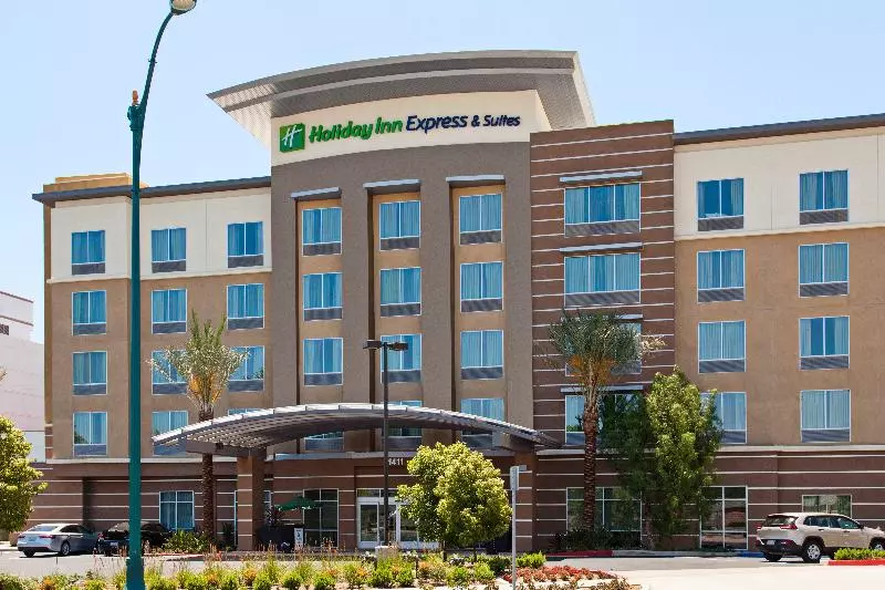 Szálloda Holiday Inn Express & Suites Anaheim Resort Area, An Ihg