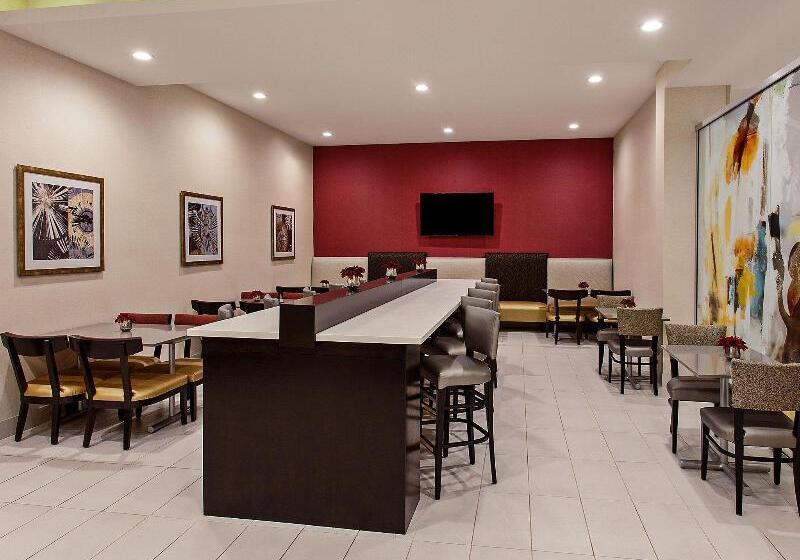 호텔 Holiday Inn Express & Suites Anaheim Resort Area, An Ihg