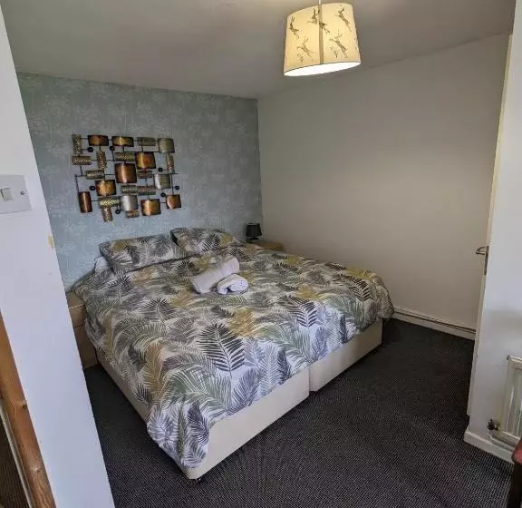 בית מלון כפרי Prestleigh Inn