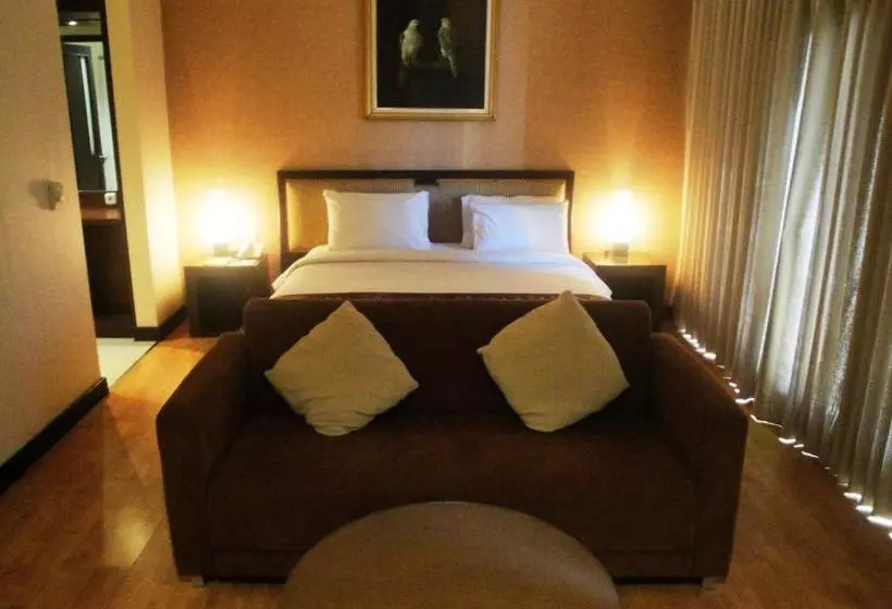 Hotel Sutanraja , Convention & Recreation