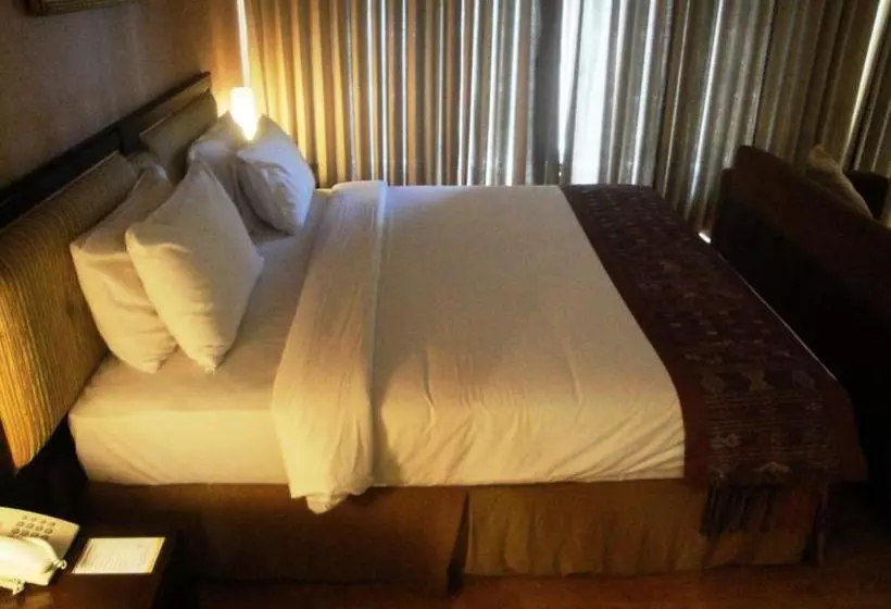 Hotel Sutanraja , Convention & Recreation