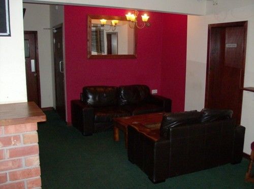 Отель The Main Top