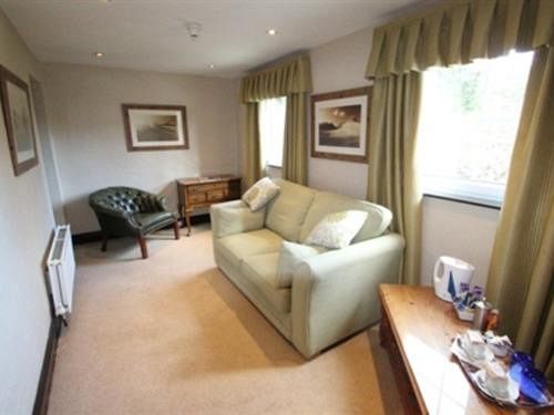 فندق The Three Acres Inn & Restaurant