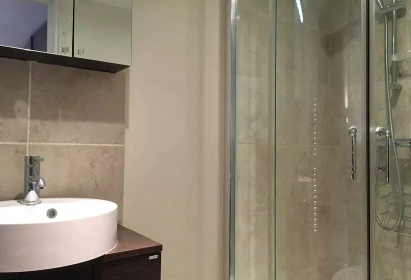 Modern 1 Bed Flat In Knightsbridge