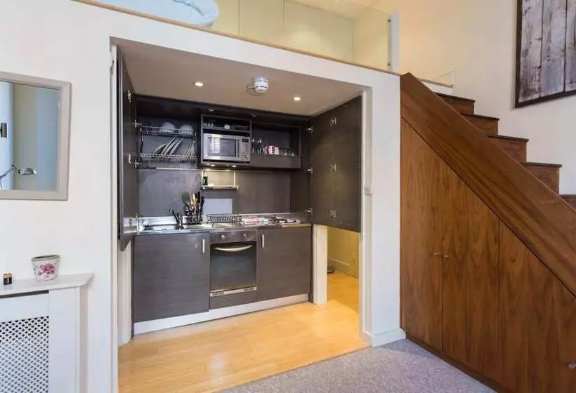 Modern 1 Bed Flat In Knightsbridge