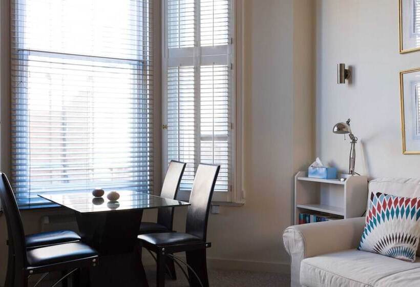 Modern 1 Bed Flat In Knightsbridge