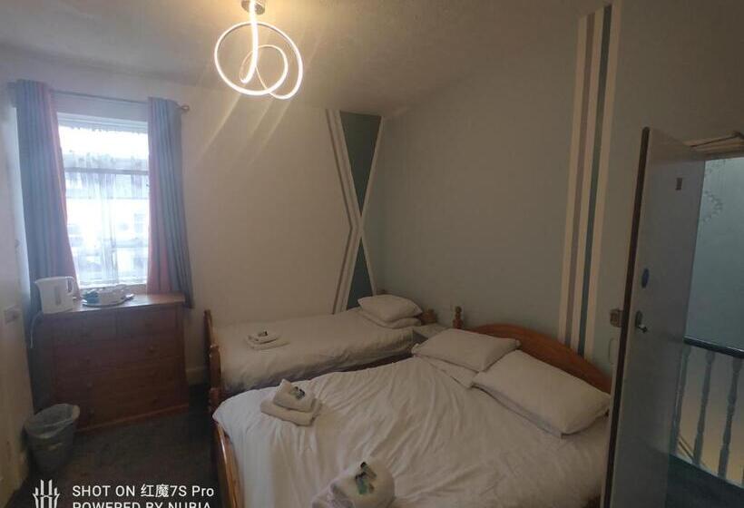 펜션 Cavendish House