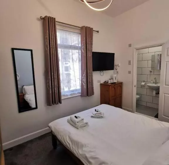 ペンション Cavendish House