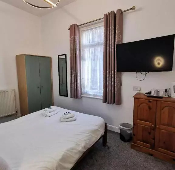 ペンション Cavendish House