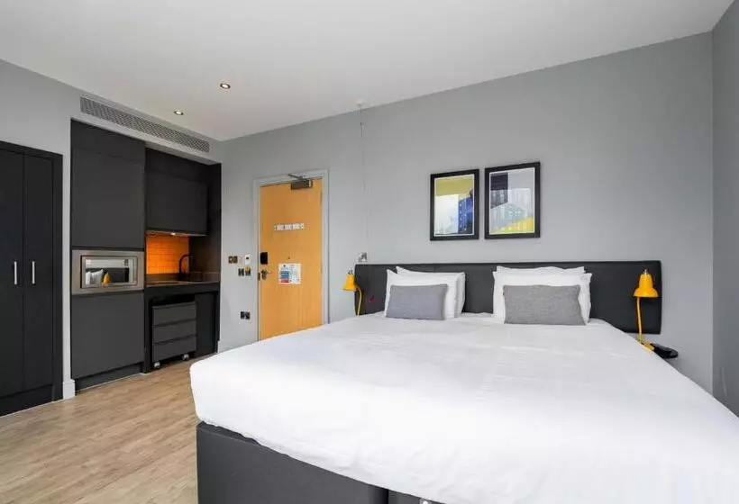 Staycity Aparthotels London Greenwich High Road