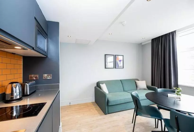 Staycity Aparthotels London Greenwich High Road