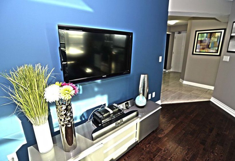 Toronto Escape - The Amber Suite