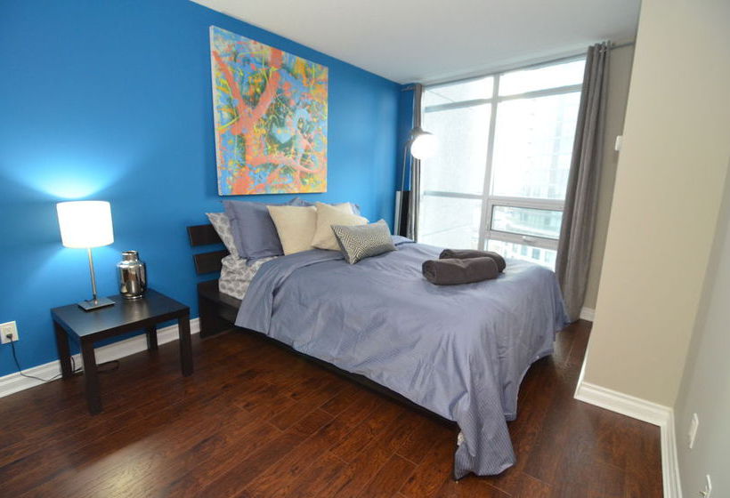 Toronto Escape - The Amber Suite