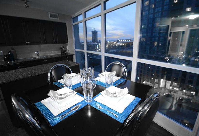 Toronto Escape - The Amber Suite