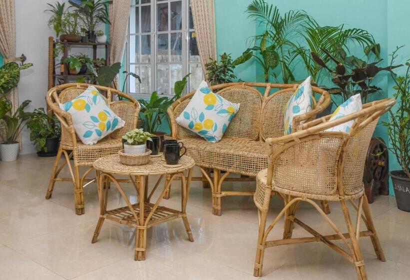 Gregory House Hostel