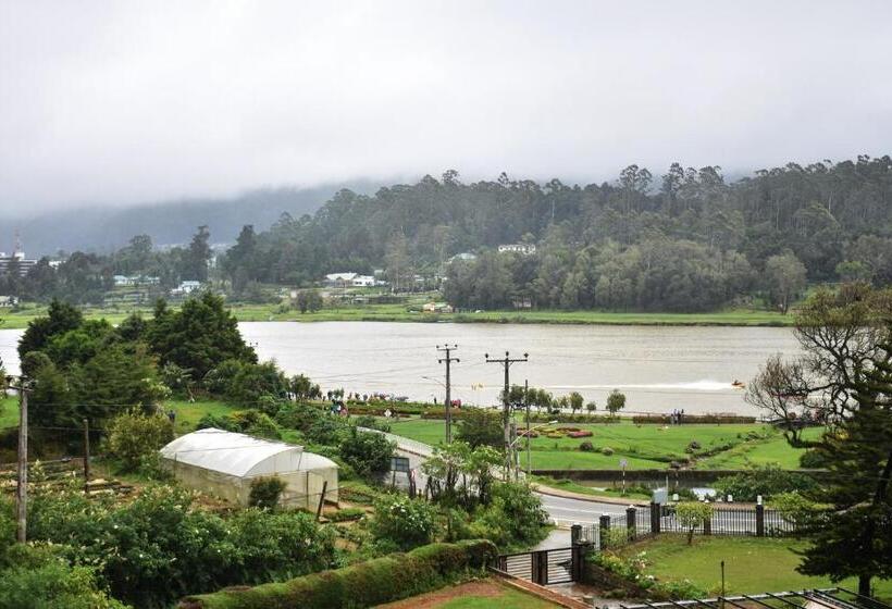 Gregory House Hostel