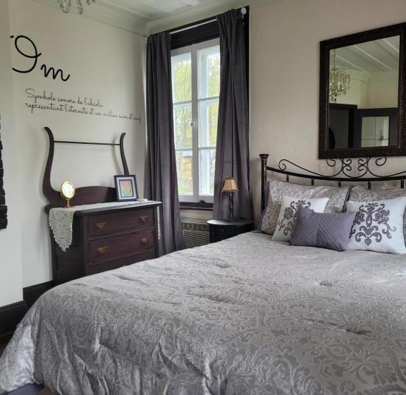 Пансион Om Chalet 3 Avec Spa Et Accès Au Fleuve