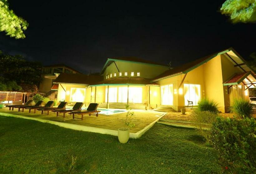 פנסיון The Beach House By Kay Jay Hotels