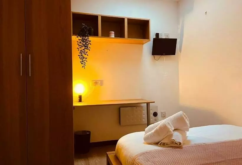 Majatalo Woodbury Two2  An Industrial Haven In The City