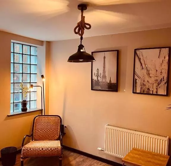 Majatalo Woodbury Two2  An Industrial Haven In The City