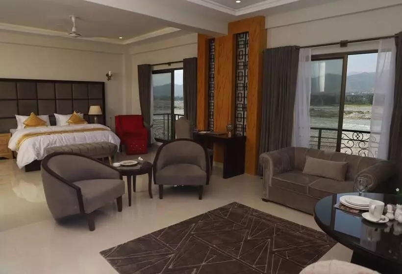Swat Palace Hotel By Northin