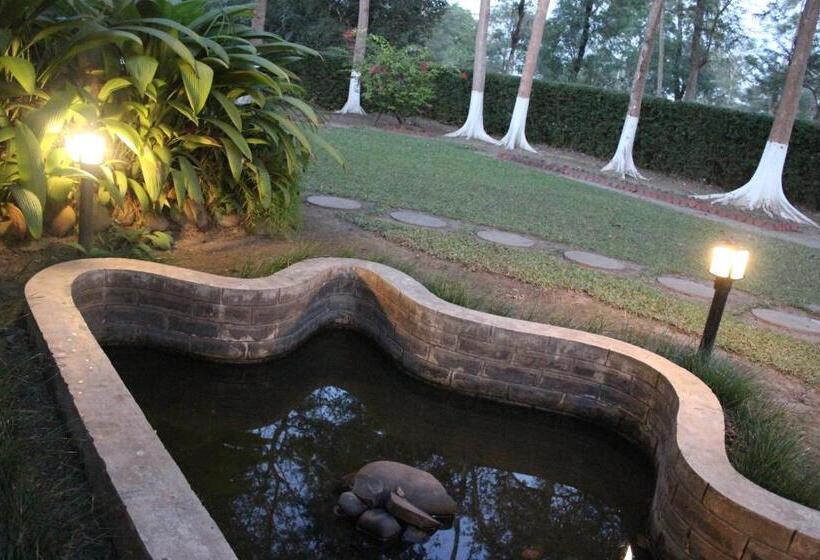 ホテル Chowkidinghee Heritage Chang Bungalow