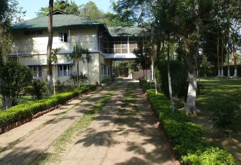 ホテル Chowkidinghee Heritage Chang Bungalow