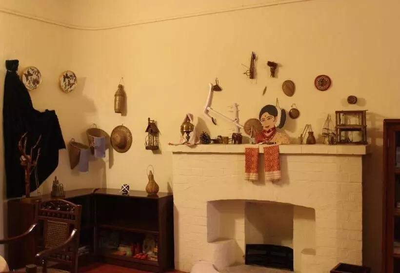 ホテル Chowkidinghee Heritage Chang Bungalow