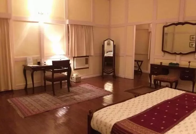 ホテル Chowkidinghee Heritage Chang Bungalow