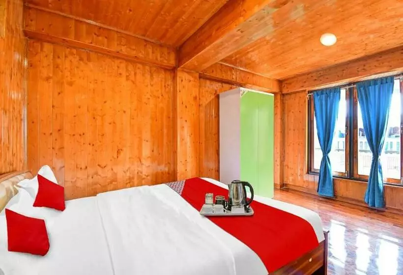 ホテル Flagship Mahakal Stay