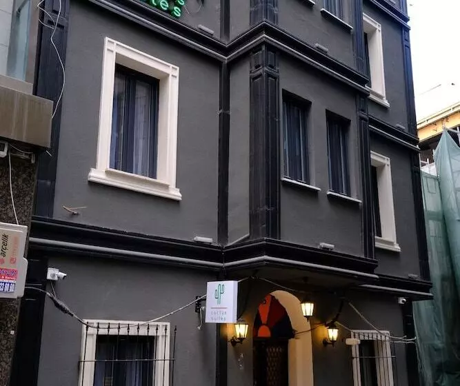 Cactus Suites