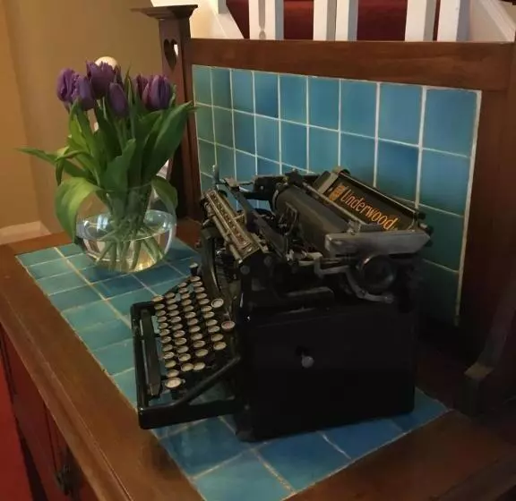 Ashbury Bed & Breakfast