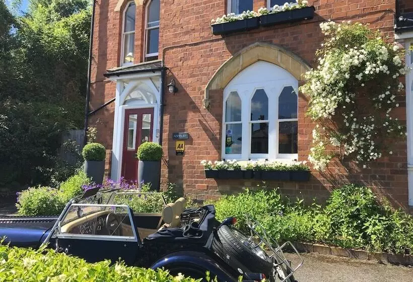 Ashbury Bed & Breakfast