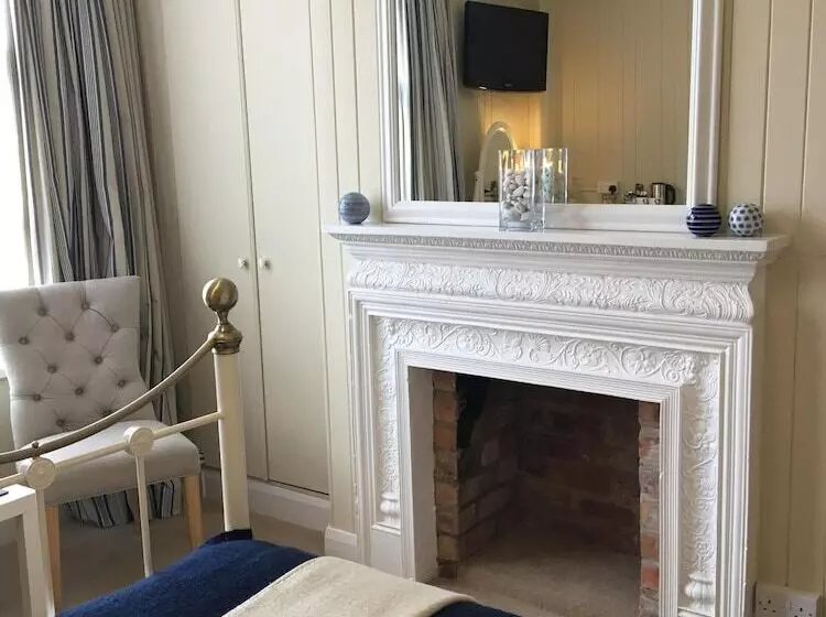 Ashbury Bed & Breakfast