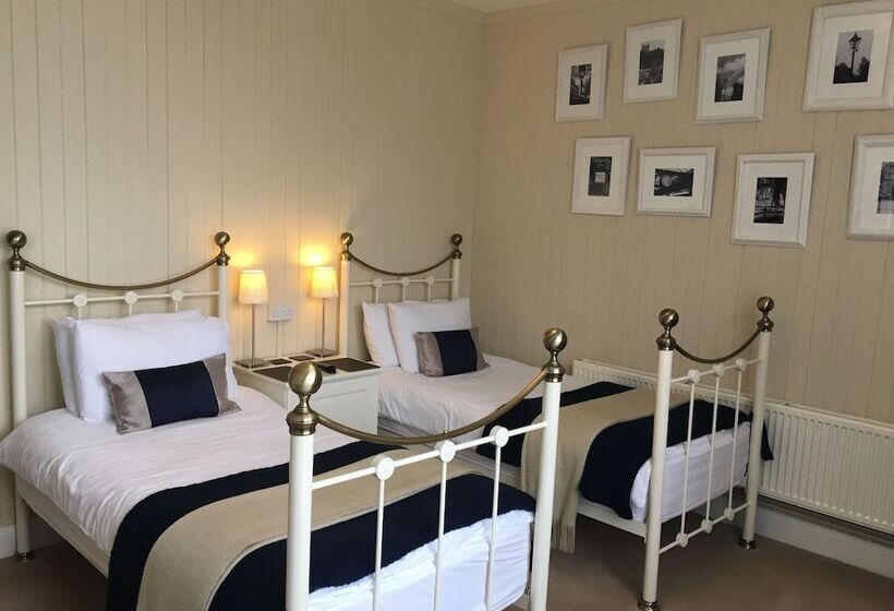 Ashbury Bed & Breakfast